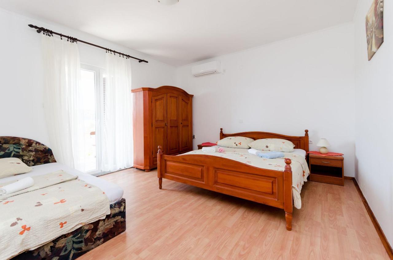 Apartment Danica *