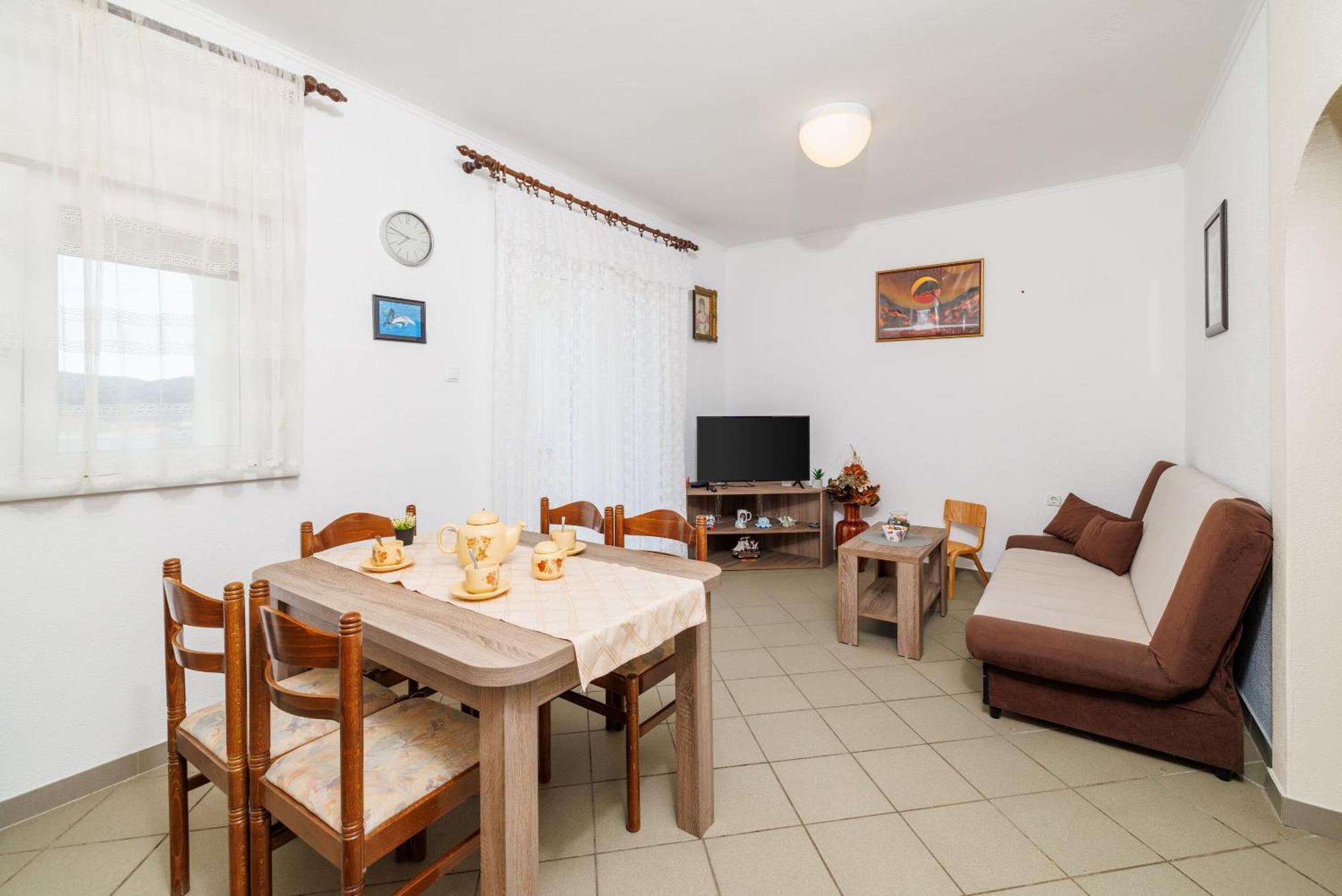 Apartment Danica *