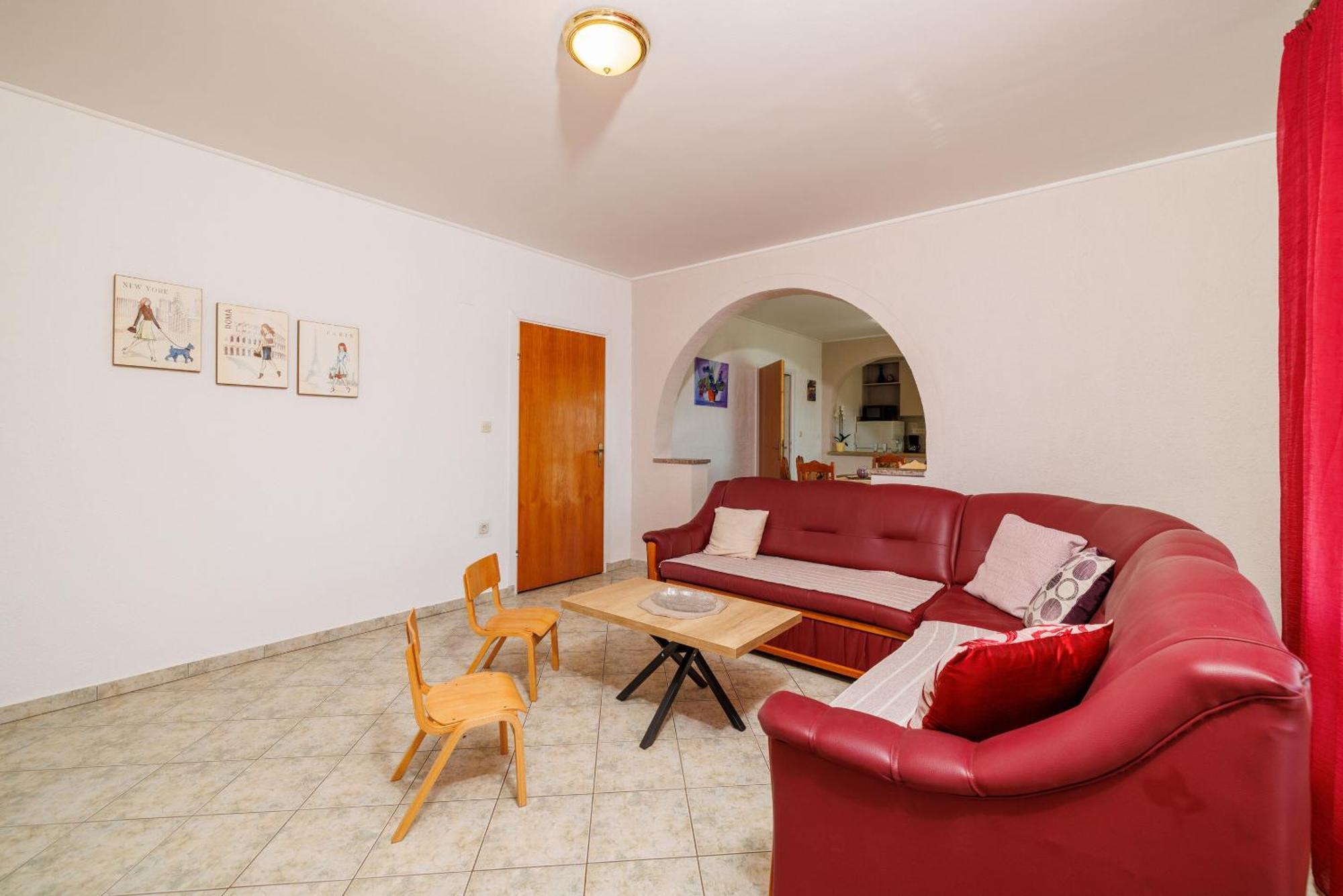 Apartment Danica *